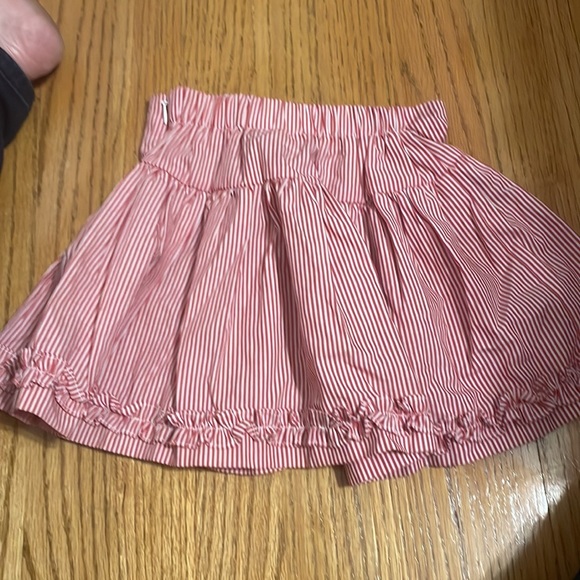 Monday’s Child Size 2 skirt - Picture 2 of 2
